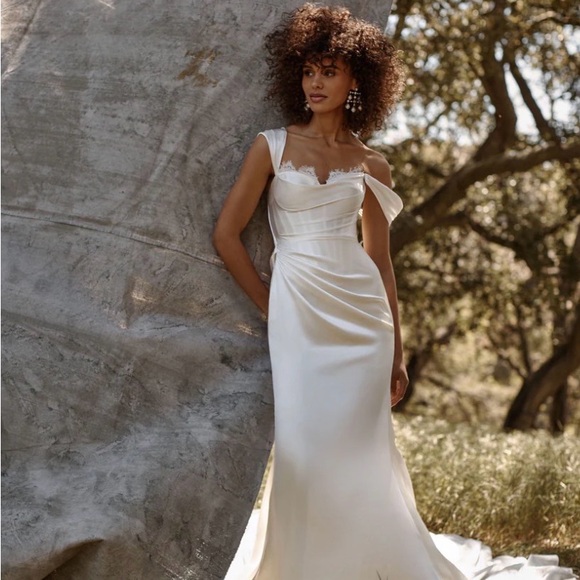 Katherine Tash Dresses & Skirts - Katherine Tash Indu Wedding Dress